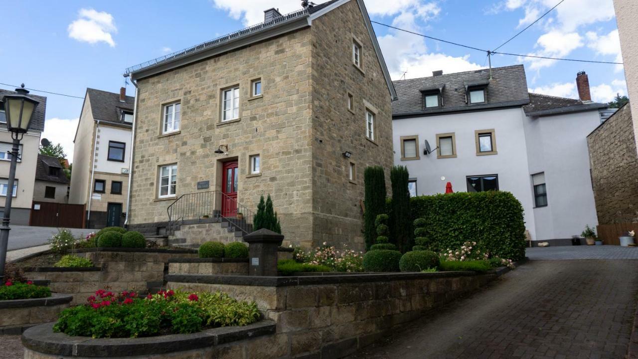 Volkesfeld Ferienhaus Alte Schule מראה חיצוני תמונה