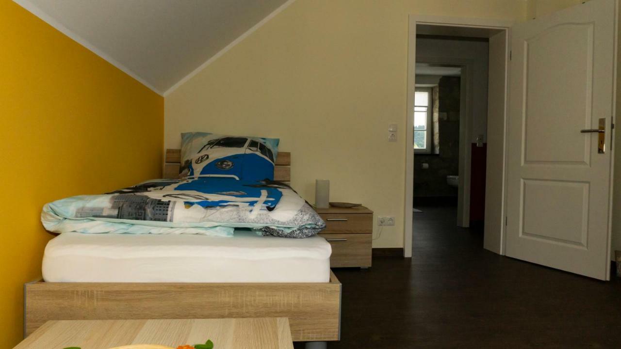 Volkesfeld Ferienhaus Alte Schule מראה חיצוני תמונה