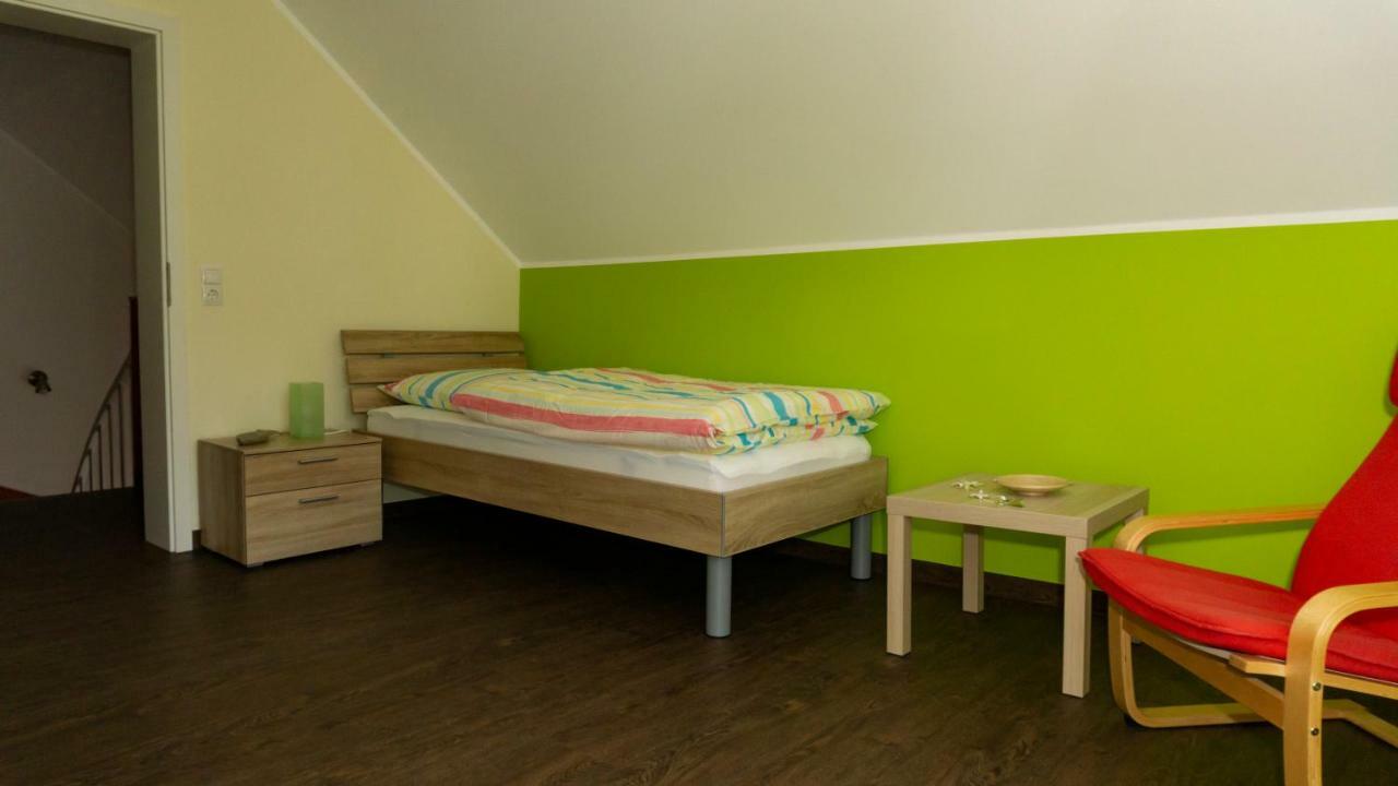 Volkesfeld Ferienhaus Alte Schule מראה חיצוני תמונה